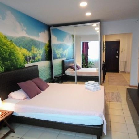 Cozy Downtown Oasis Bucareste Exterior foto